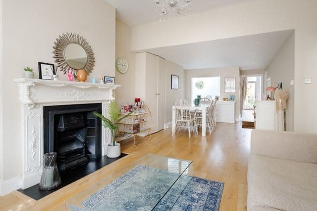 NYC Apartment Guarantor: What it is and How to Get One